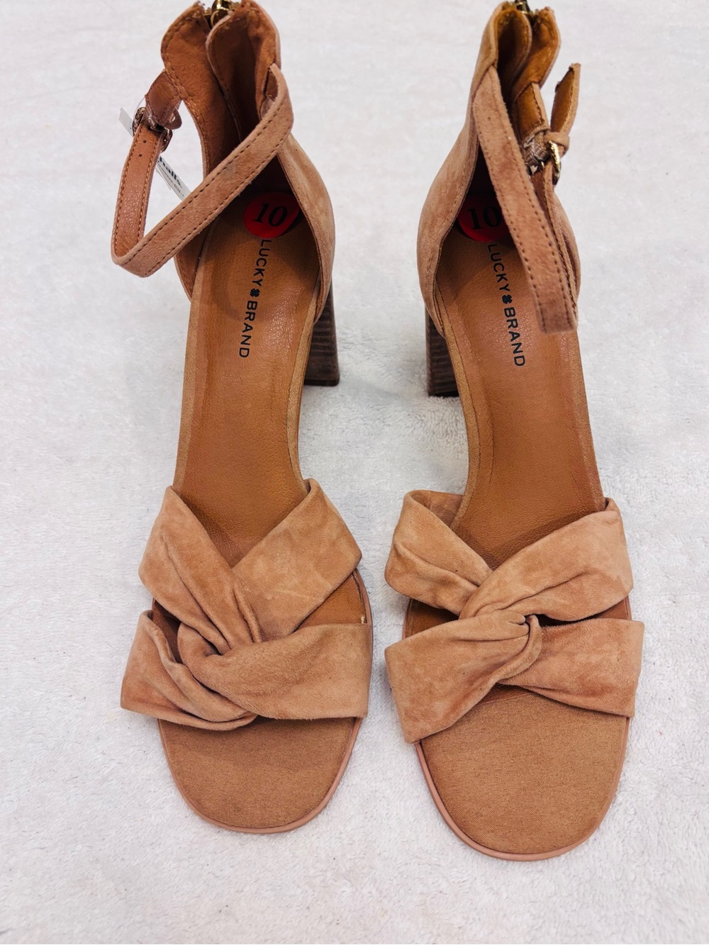 Brand New NWT Lucky Brand Suede Heels - Size 10M - Heel Height 4 Inches - box 21